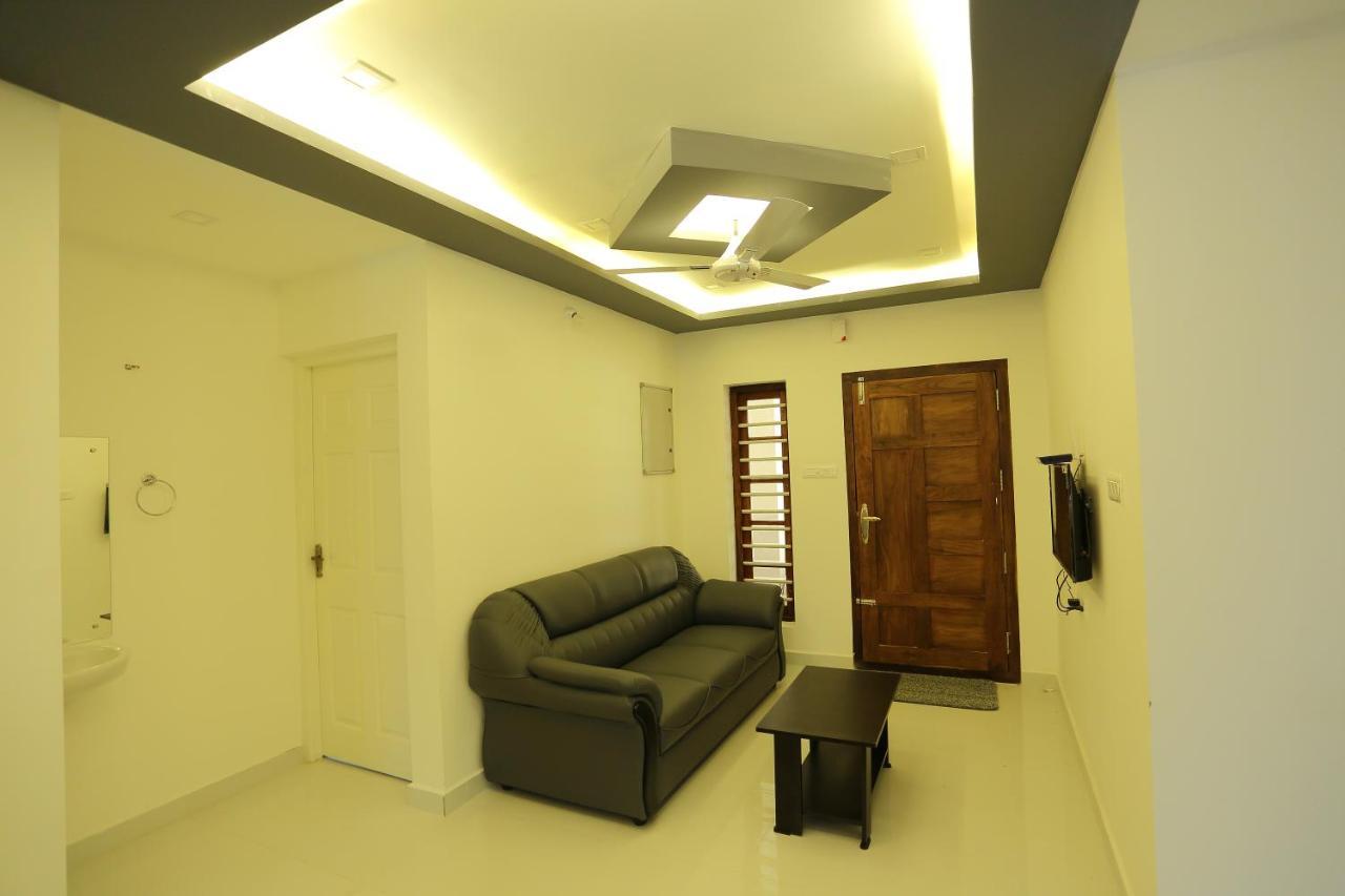 Yelza Hotel And Residence Alwaye Exterior foto
